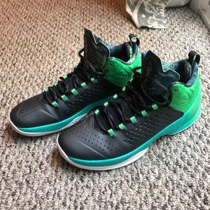 Men’s Nike Basketball Shoes